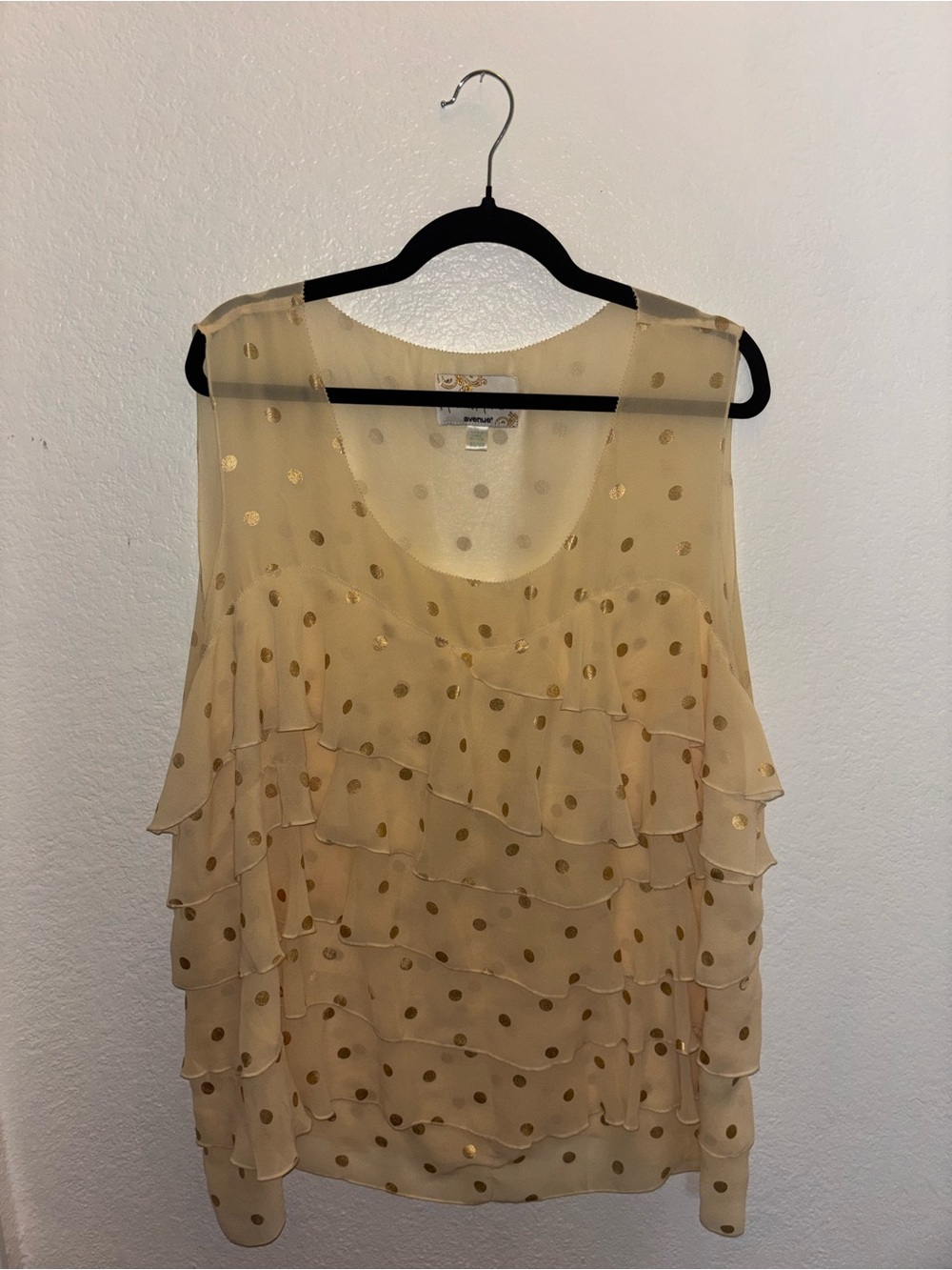 Cream Polka Dot Ruffle Sleeveless Top - Picture 2 of 3